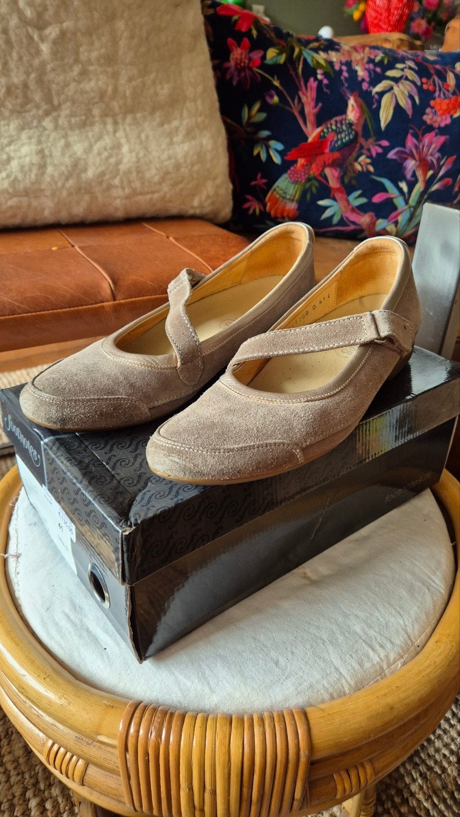 Footnotes zgan ballerina's taupe leer suede met goud mt 41, Kleding | Dames, Schoenen, Overige kleuren, Zo goed als nieuw, Footnotes