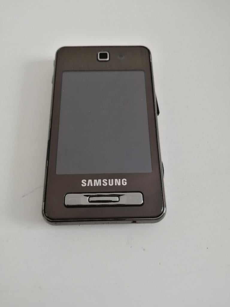 Samsung SGH-F480 Tocco Mobile Phone uit 2008 Vintage GSM, Telecommunicatie, Gebruikt, Overige modellen, Overige kleuren, 3 tot 6 megapixel