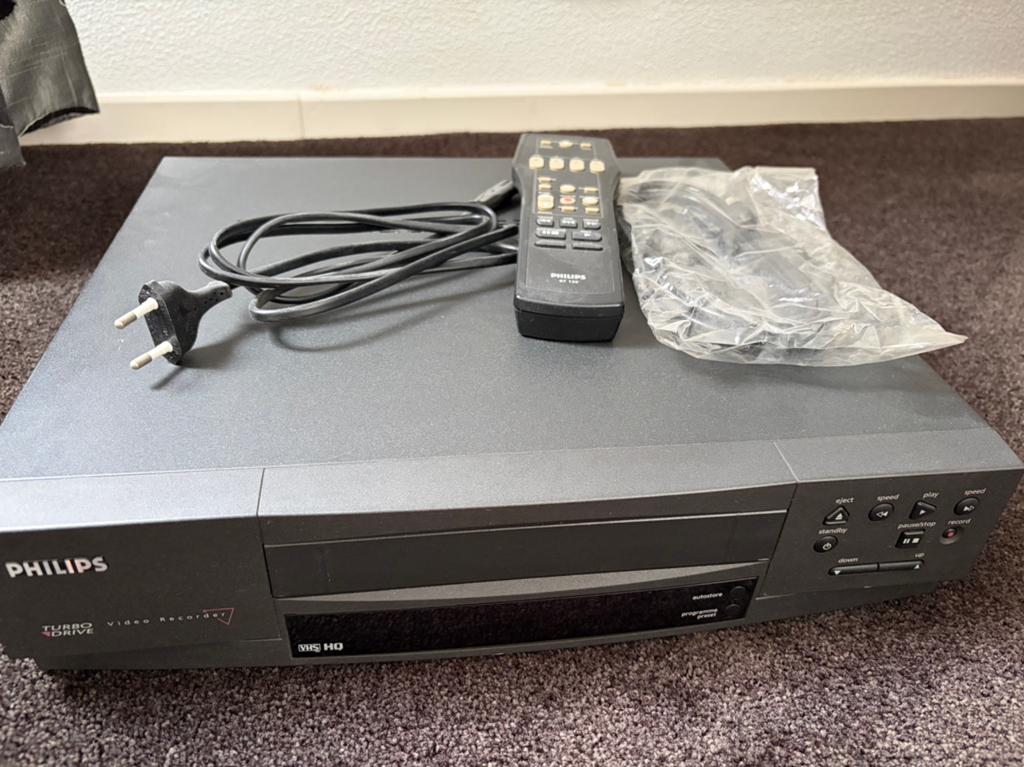 Philips Videorecorder VR231/01, Audio, Tv en Foto, Videospelers, Ophalen, Gebruikt