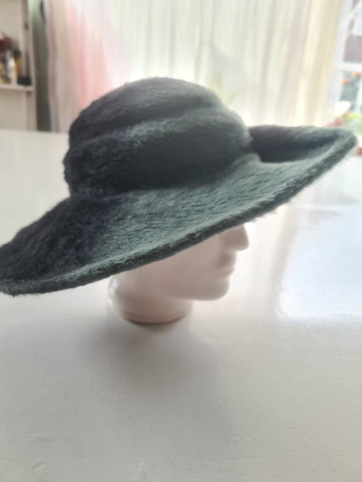 Stijlvolle wollen vilten hoed, Kleding | Dames, Hoeden en Petten, Hoed, One size fits all, Ophalen of Verzenden, Onbekend