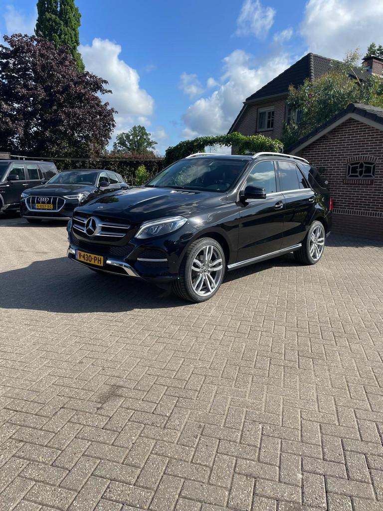 Mercedes-Benz GLE-klasse 350 d 4MATIC AMG grijs kenteken, Auto's, Automaat, Stof, Gebruikt, GLE