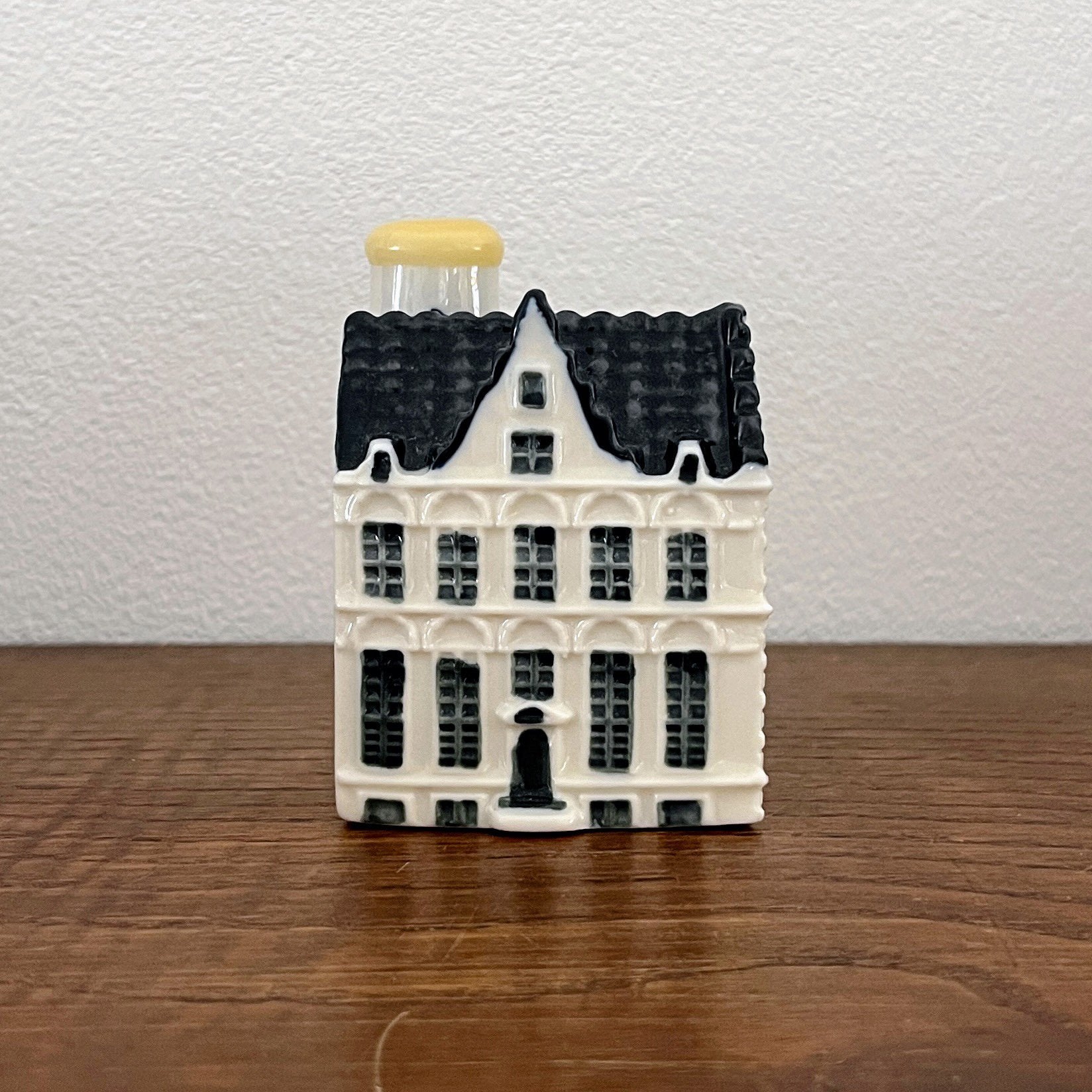 KLM huisje 105, Ophalen of Verzenden, Zo goed als nieuw