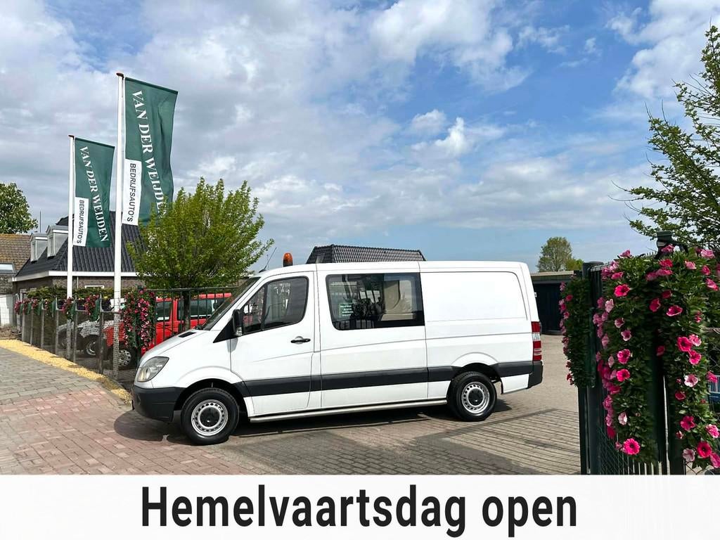Mercedes-Benz Sprinter 311 2.2 CDI 366 DC 7 Persoons Youngti, Auto's, Bestelauto's, Bedrijf, Te koop, ABS, Boordcomputer, Centrale vergrendeling