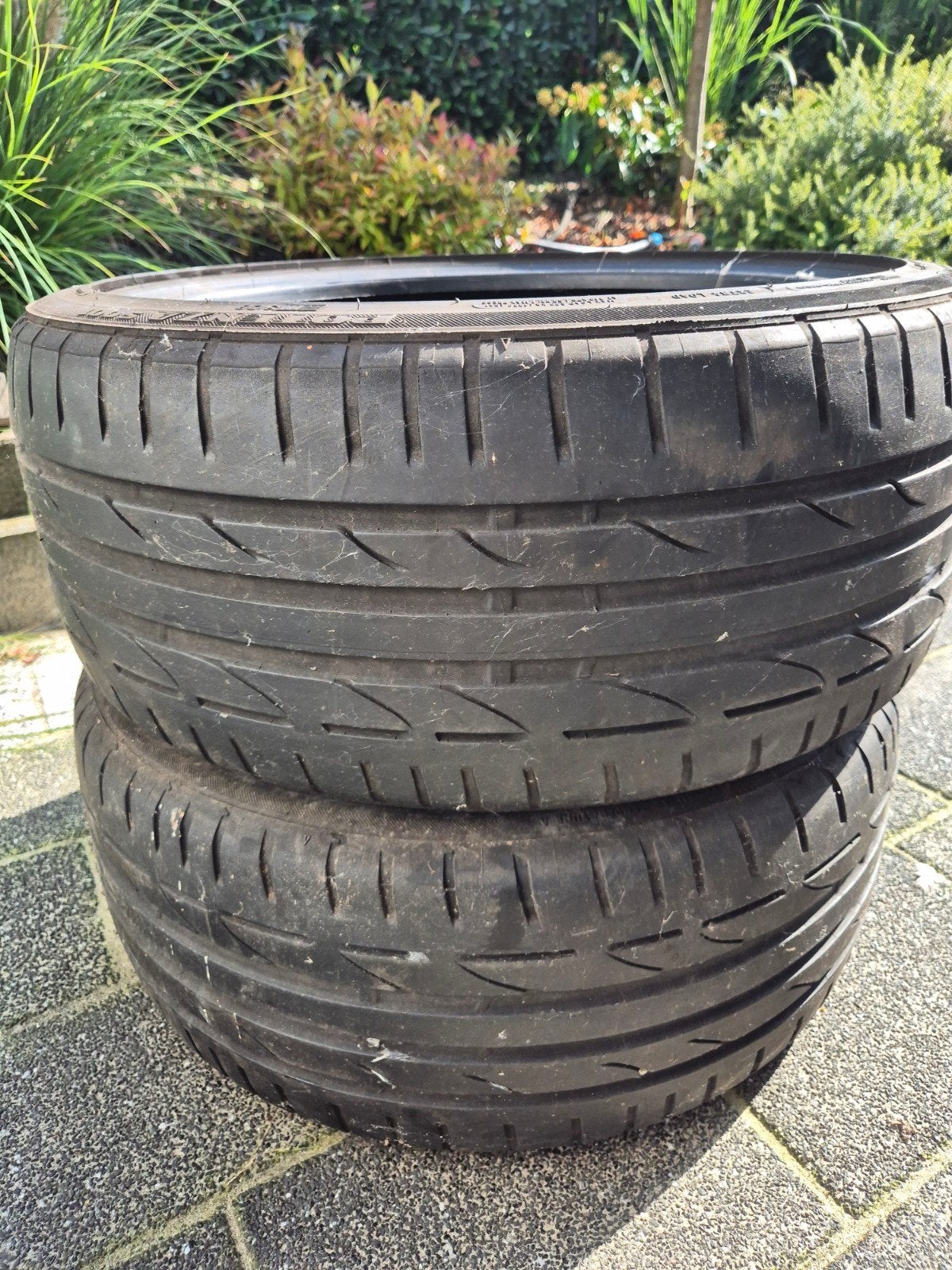 2x Bridgestone Potenza zomerbanden 225 / 40 R18 92Y, Ophalen