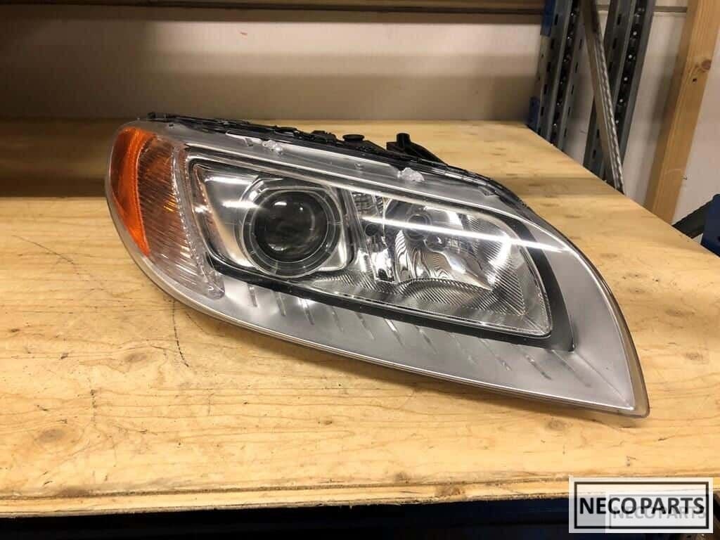 Volvo v70 s80 xenon bixenon koplamp rechts 31353533, Auto-onderdelen, Gebruikt, -, -, Ophalen of Verzenden
