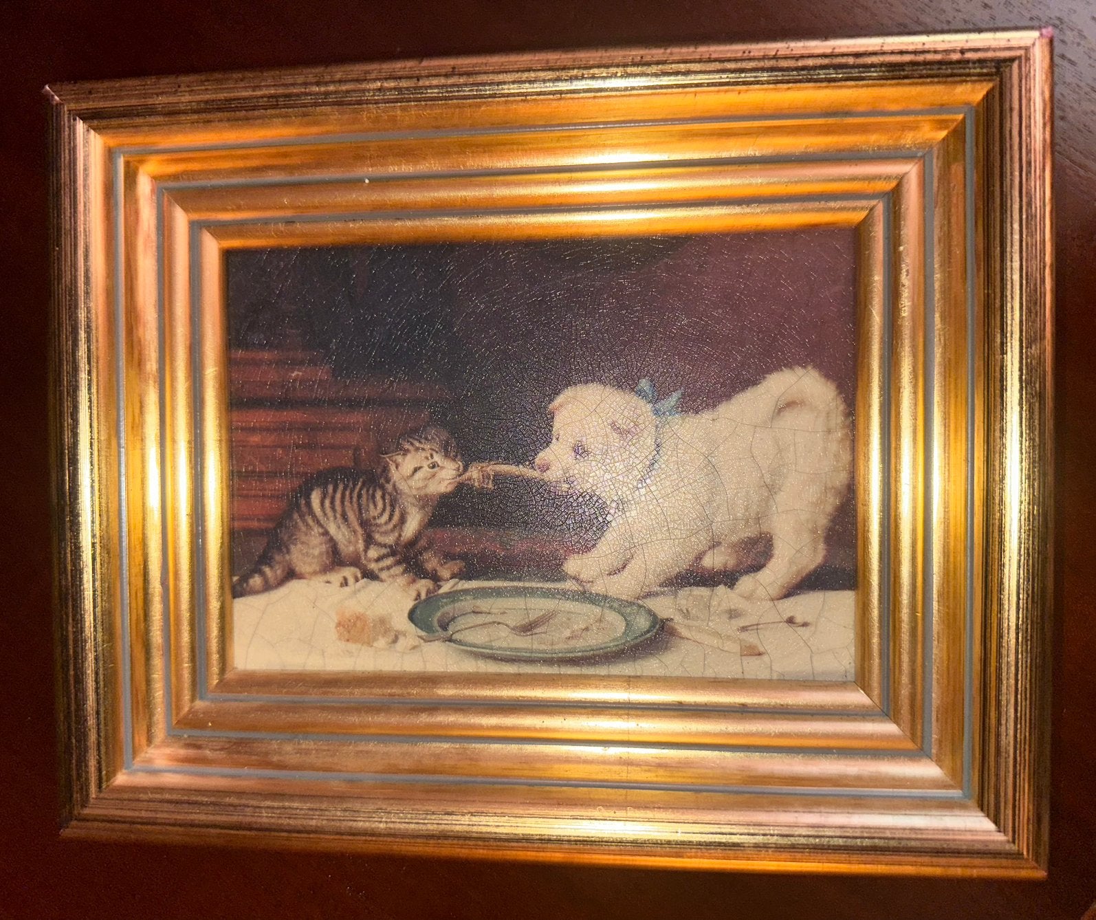 Oud schilderij kitten&pup in vergulde lijst 26,5x21,3x3cm, Ophalen of Verzenden, Dieren, Paneel