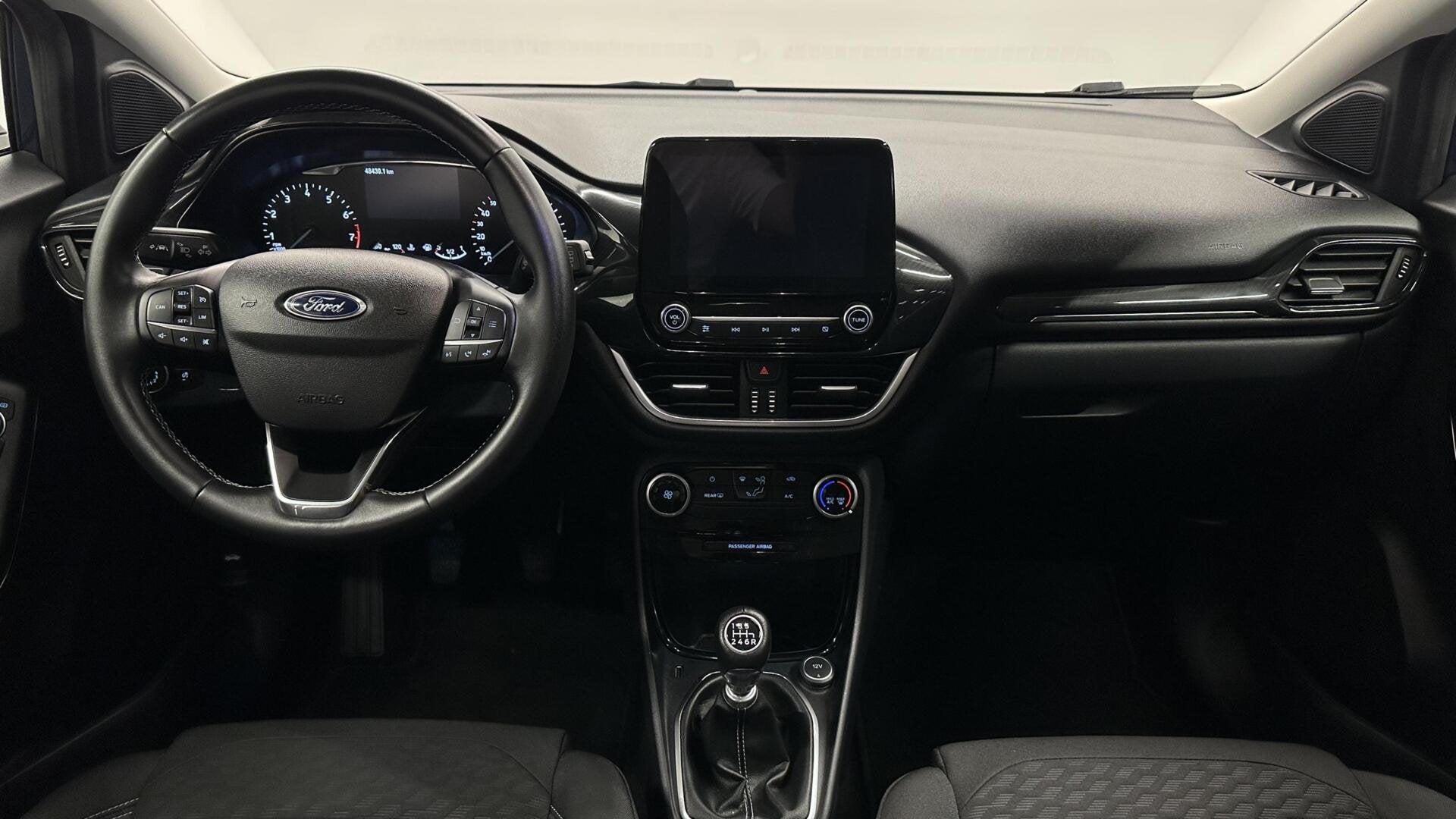 Ford Puma 1.0 EcoBoost Hybrid Titanium NAVI CRUISE LM ECC CA, Auto's, Ford, Voorwielaandrijving, Stof, Met garantie (alle), Blauw