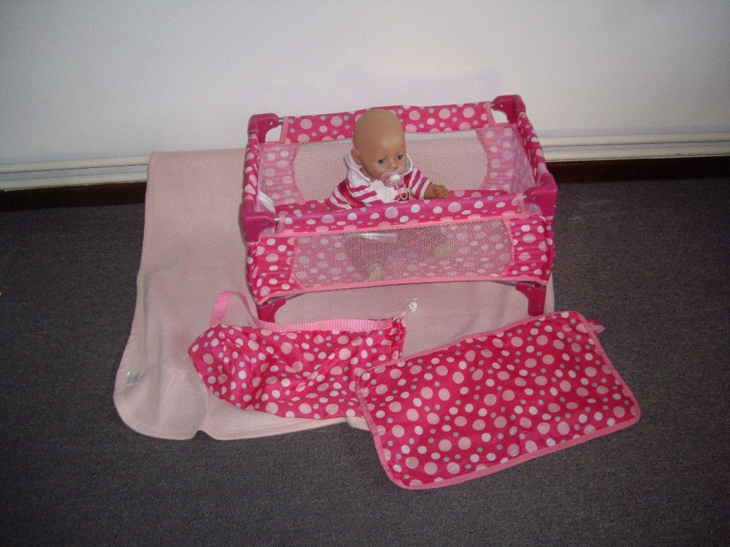 baby born campingbedje met dekentje +tas  excl pop, Kinderen en Baby's, Speelgoed | Poppen, Ophalen, Zo goed als nieuw, Babypop
