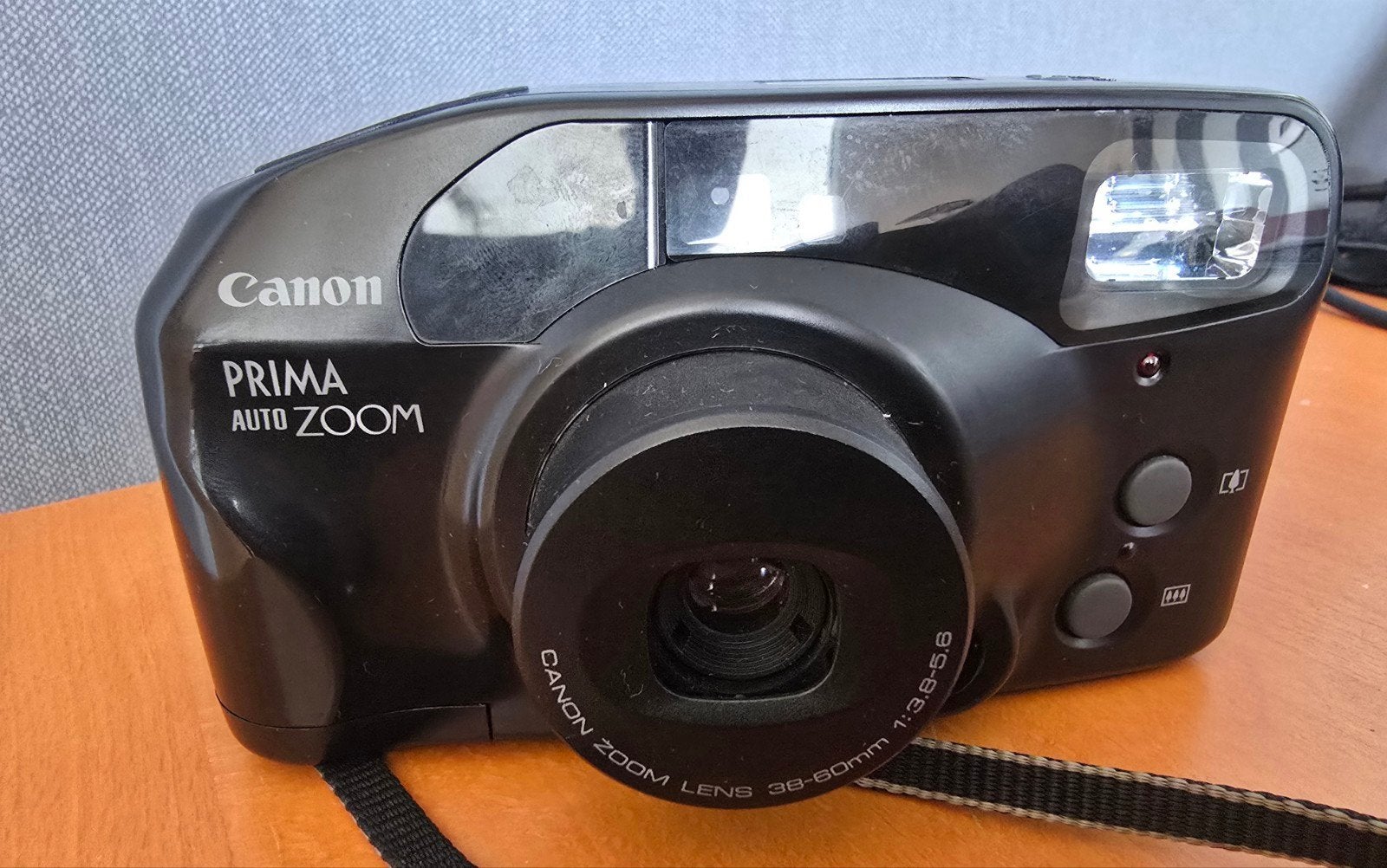 Canon Prima Auto Zoom compact camera, Ophalen