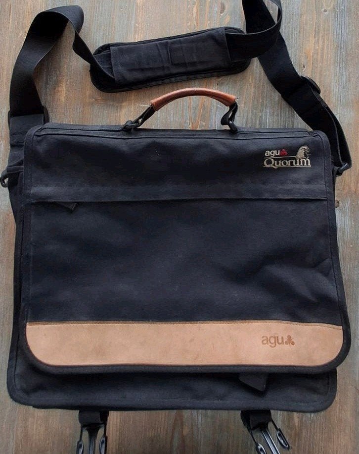 AGU Quorum Office/Laptop Tas - Waterafstotend, Ophalen of Verzenden, Zo goed als nieuw, AGU