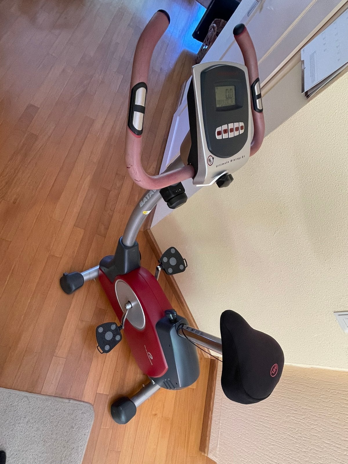 Hometrainer voor hart revalidatie is in prima staat, Sport en Fitness, Fitnessapparatuur, Ophalen, Overige materialen, Zo goed als nieuw