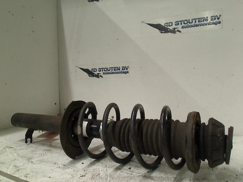Veerpoot Rechts Voor Toyota Aygo (B10) 2006 03071000398, Gebruikt, Kundenbetreuung@toyota.de, Toyota-Allee 2, Köln 50858, , Duitsland