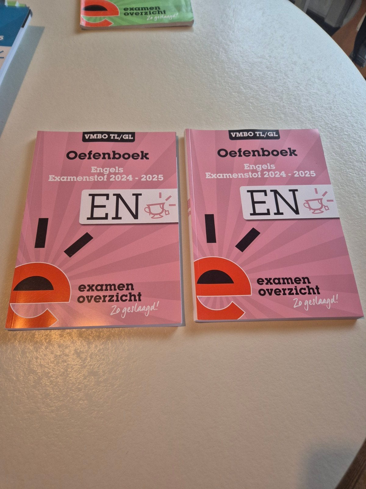 VMBO TL/GL Oefenboek Engels Examenstof 2024-2025, Ophalen of Verzenden, Zo goed als nieuw, MBO, Onbekend