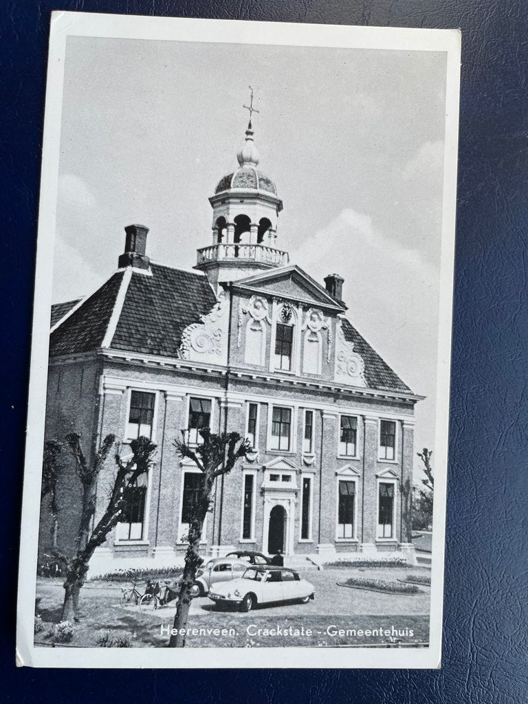 ak van Heerenveen met 1 Citroën DS 19, Snoek in straatbeeld., Verzenden, 1940 tot 1960, Friesland