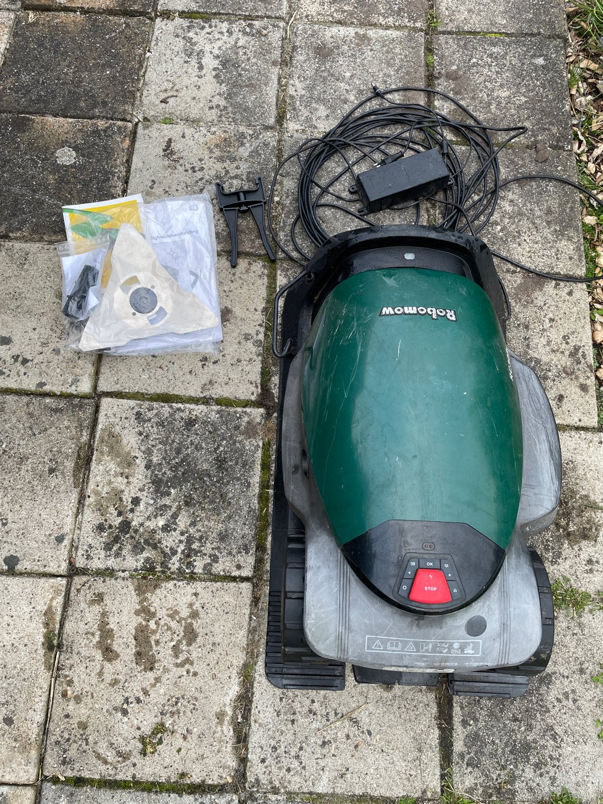 Robomow RC308u Robotmaaier met af em toe storing, Ophalen, Cirkelmaaier, Gebruikt, Accu-grasmaaier