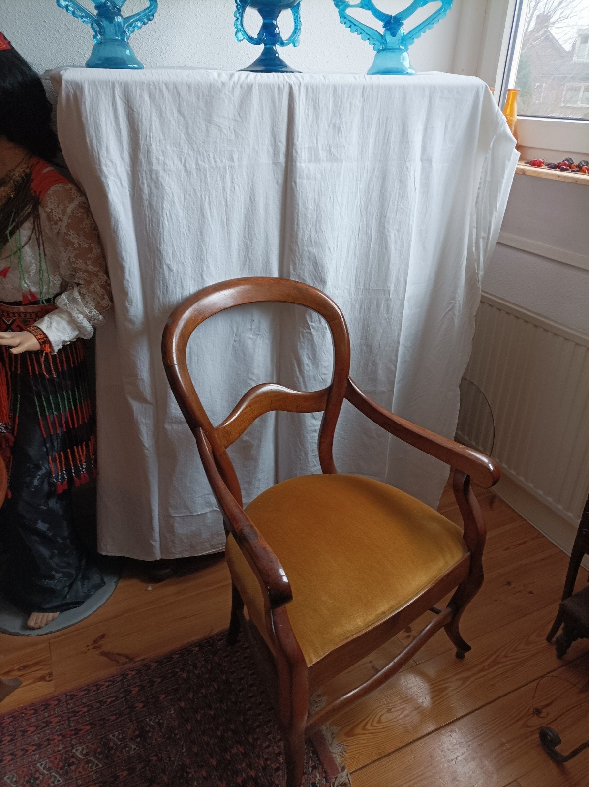 Mooi antiek Frans fauteuiltje, Antiek en Kunst, Antiek | Meubels | Stoelen en Banken, Ophalen