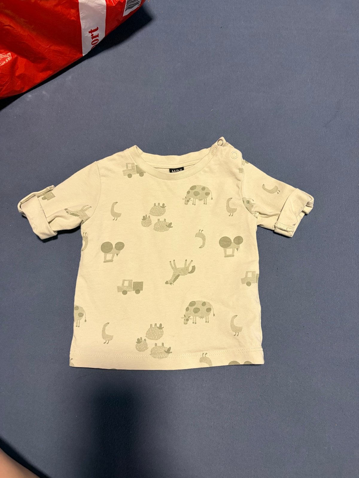 Shirt Wibra maat 56 met dierenprint, Ophalen of Verzenden, Zo goed als nieuw, Jongetje of Meisje, Shirtje of Longsleeve