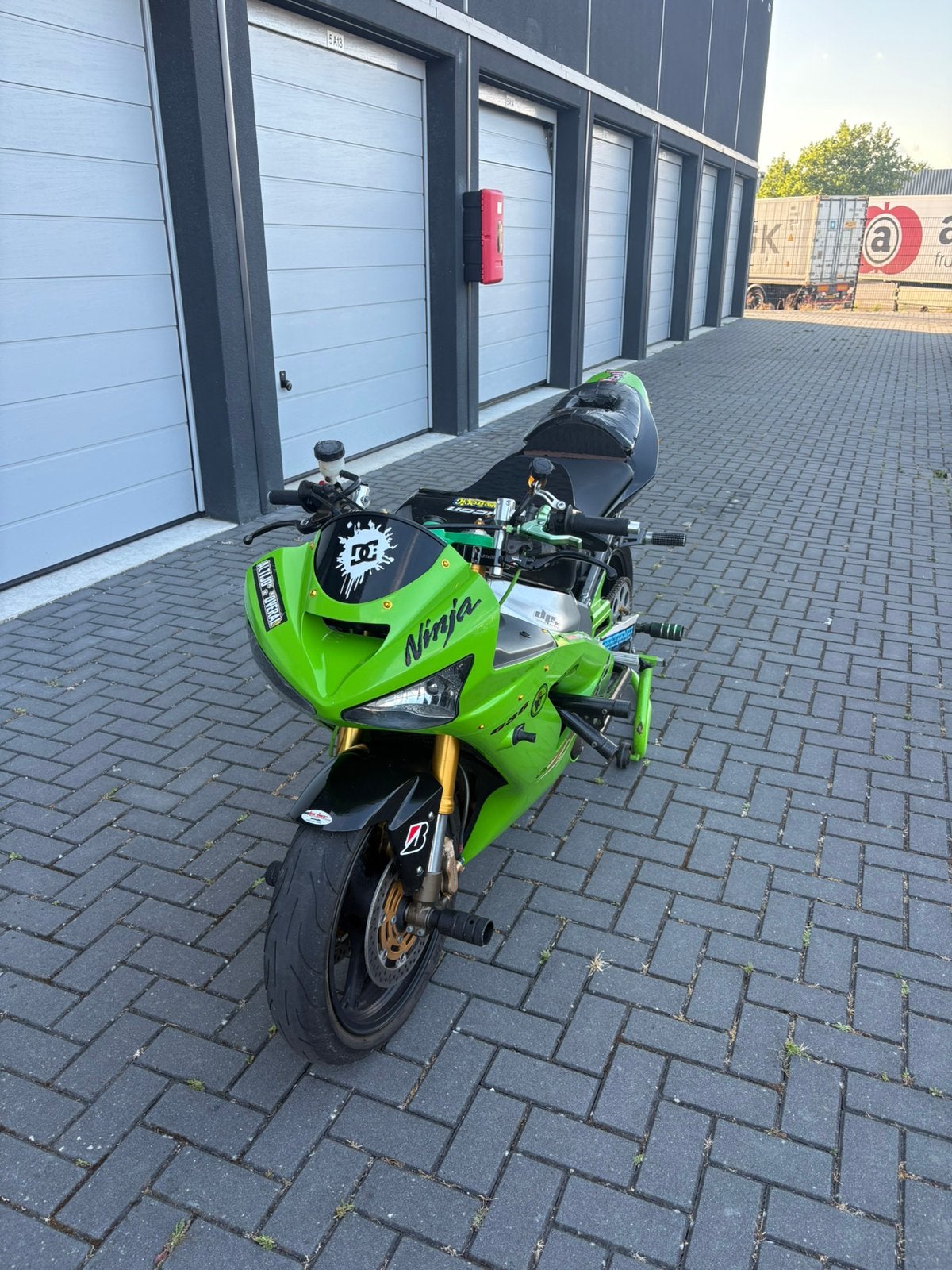 Kawasaki zx6r 2004 (m2425083259) — Motoren | Kawasaki — Marktplaats