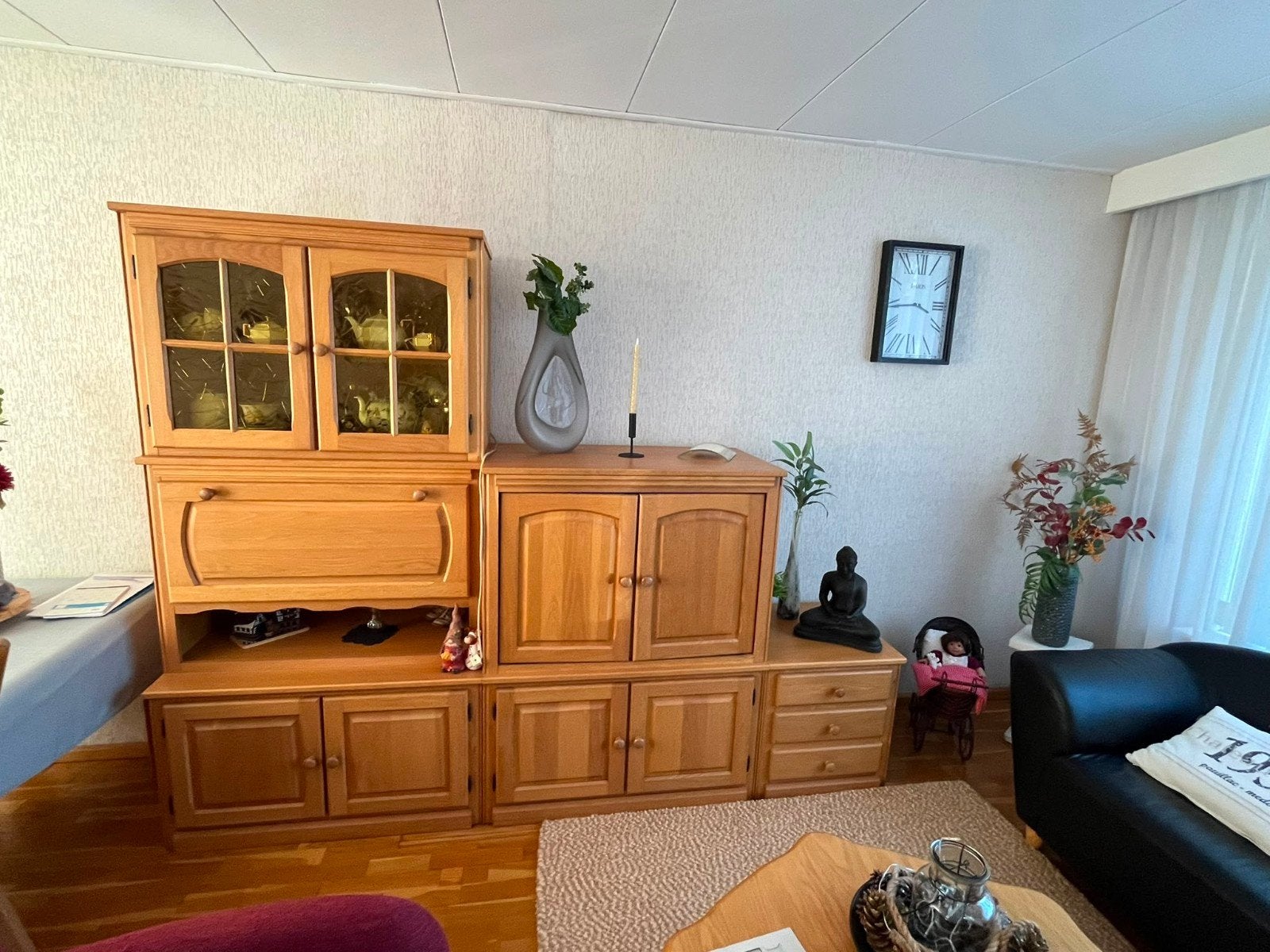 Te koop massief blank eikenwandmeubel, Ophalen