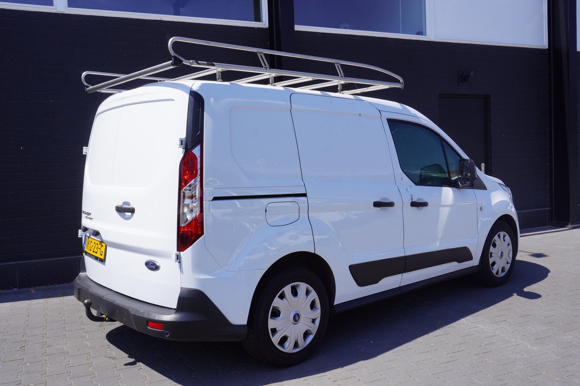 Ford Transit Connect 1.5 EcoBlue EURO 6 - Airco -PDC - Trekh, Voorwielaandrijving, Dealer onderhouden, Gebruikt, 4 cilinders