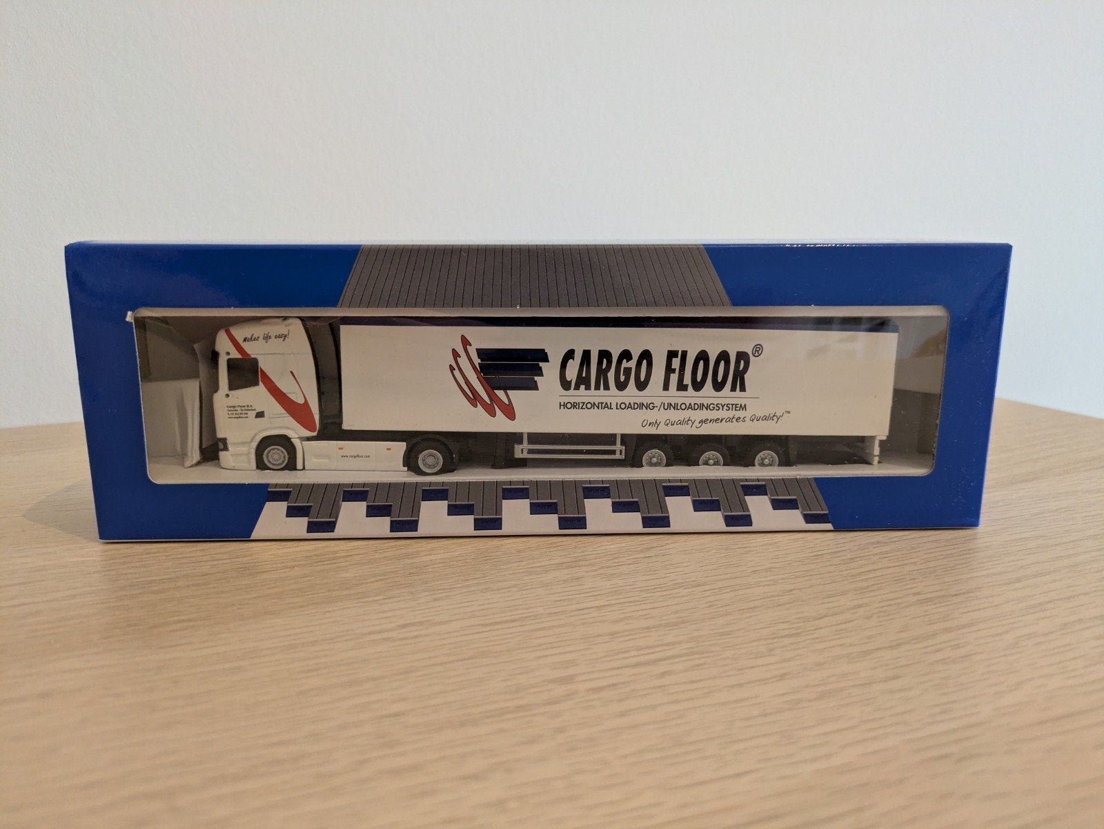 Modelvrachtwagen Scania met Cargo Floor oplegger, Overige merken, 1:50 of kleiner, Nieuw, Ophalen of Verzenden