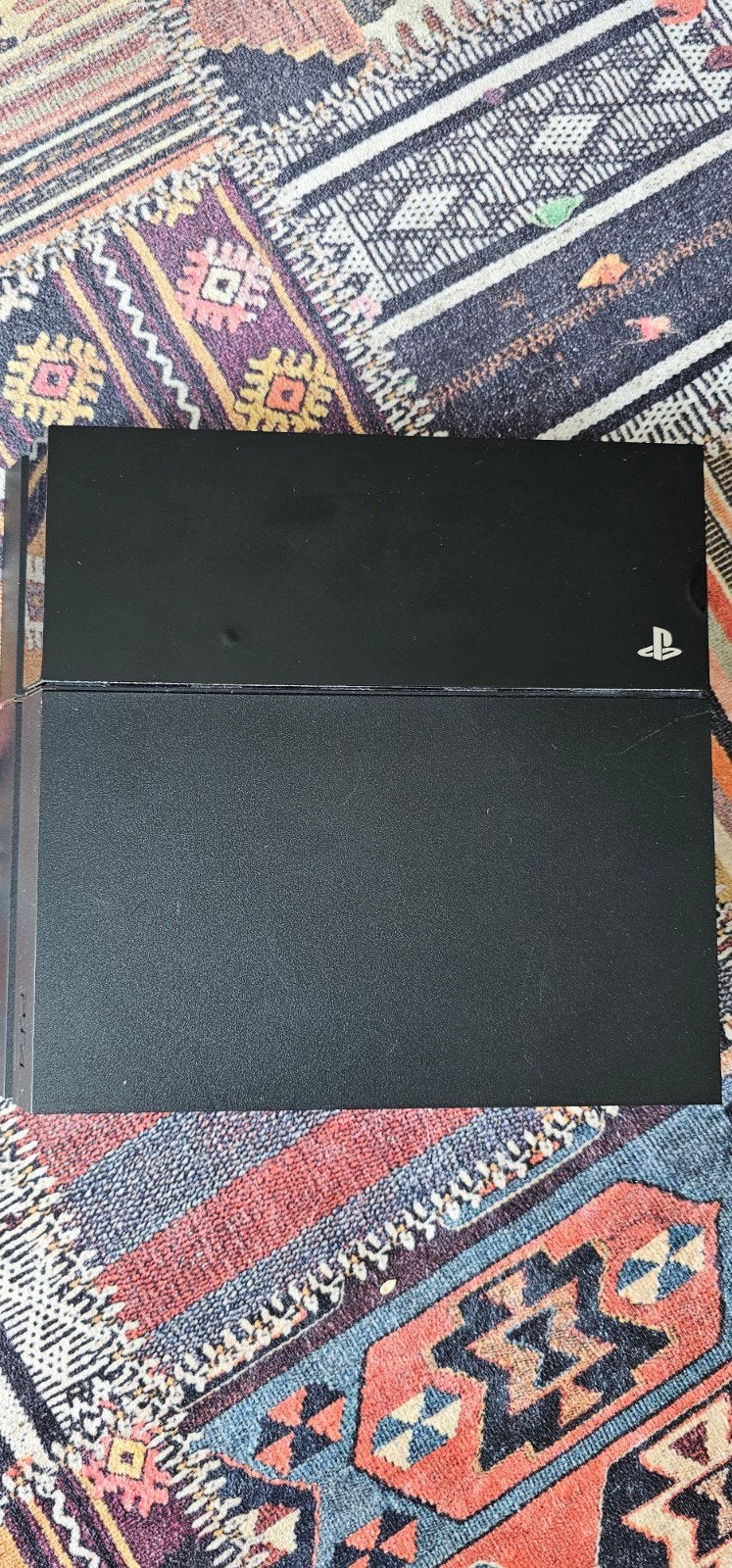 PlayStation 4 met controller en kabels evt gratis beeldcherm, Spelcomputers en Games, Ophalen, Gebruikt, Met 1 controller, Original