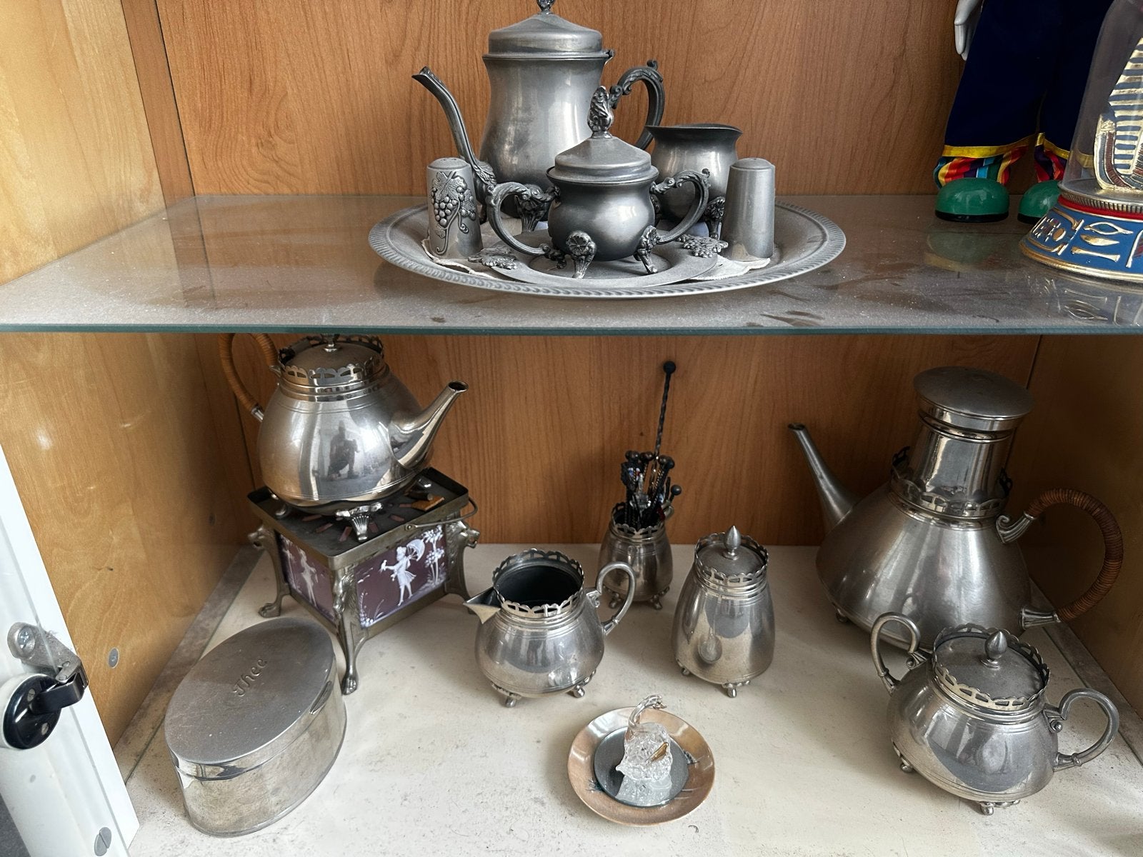 Antiek tinnen theeservies en meer, Ophalen