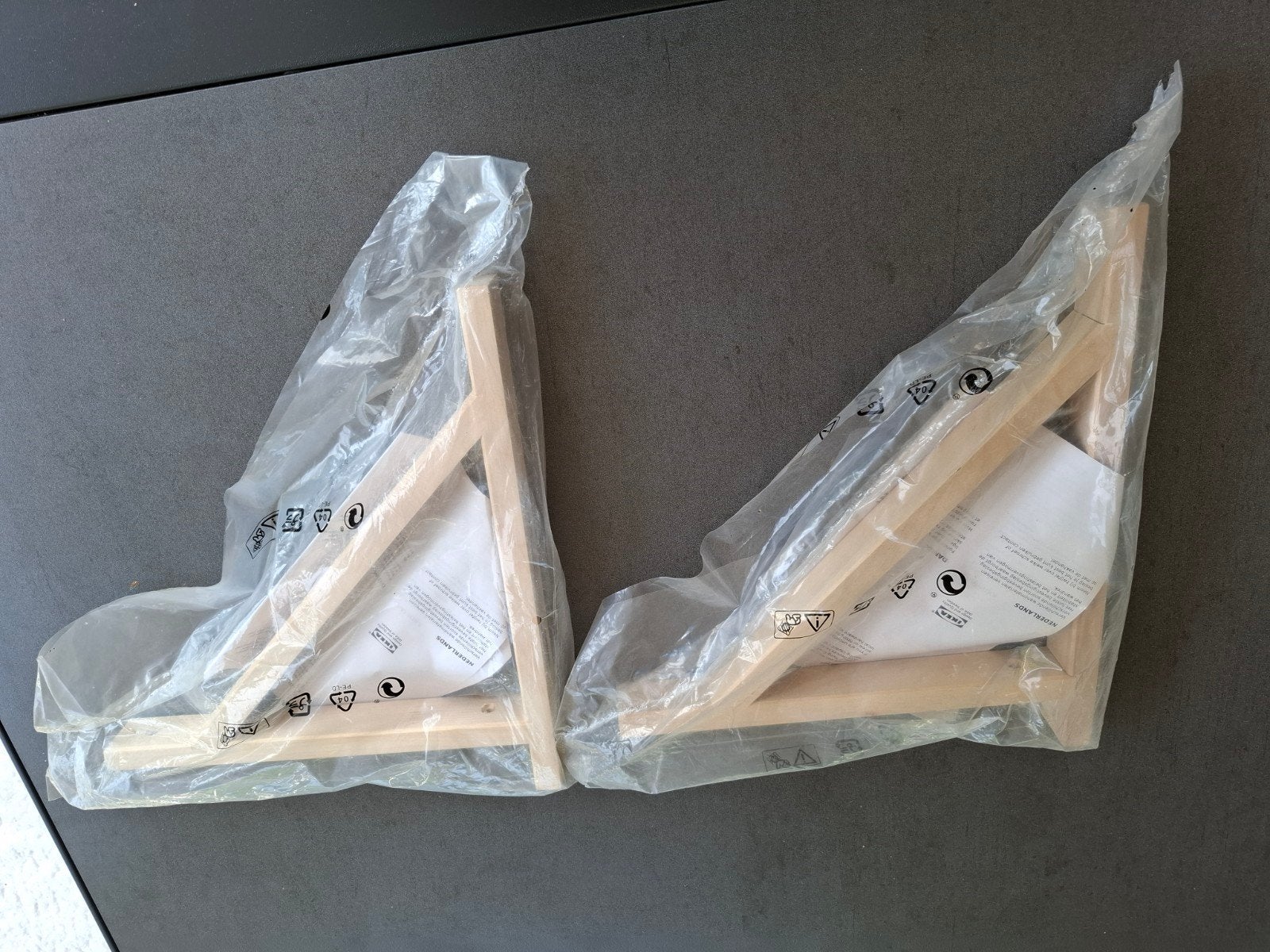 Gratis Ikea plankendragers 2 stuks nieuw hout, Ophalen, Nieuw