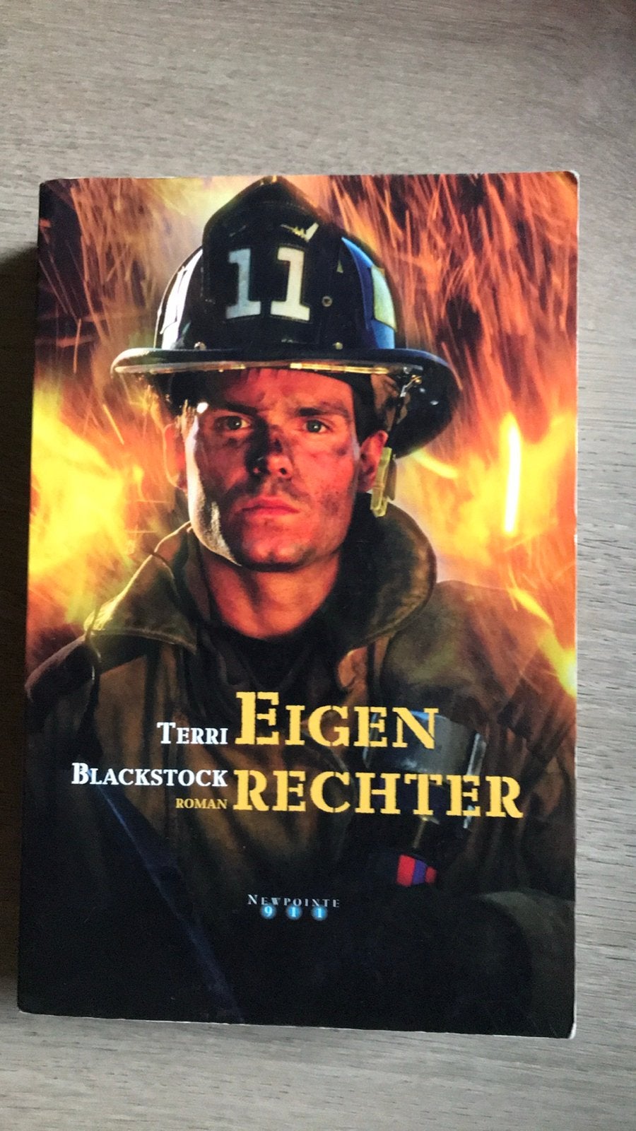 Terri Blackstock - Eigen Rechter (Roman), Ophalen of Verzenden, Gelezen, Nederland