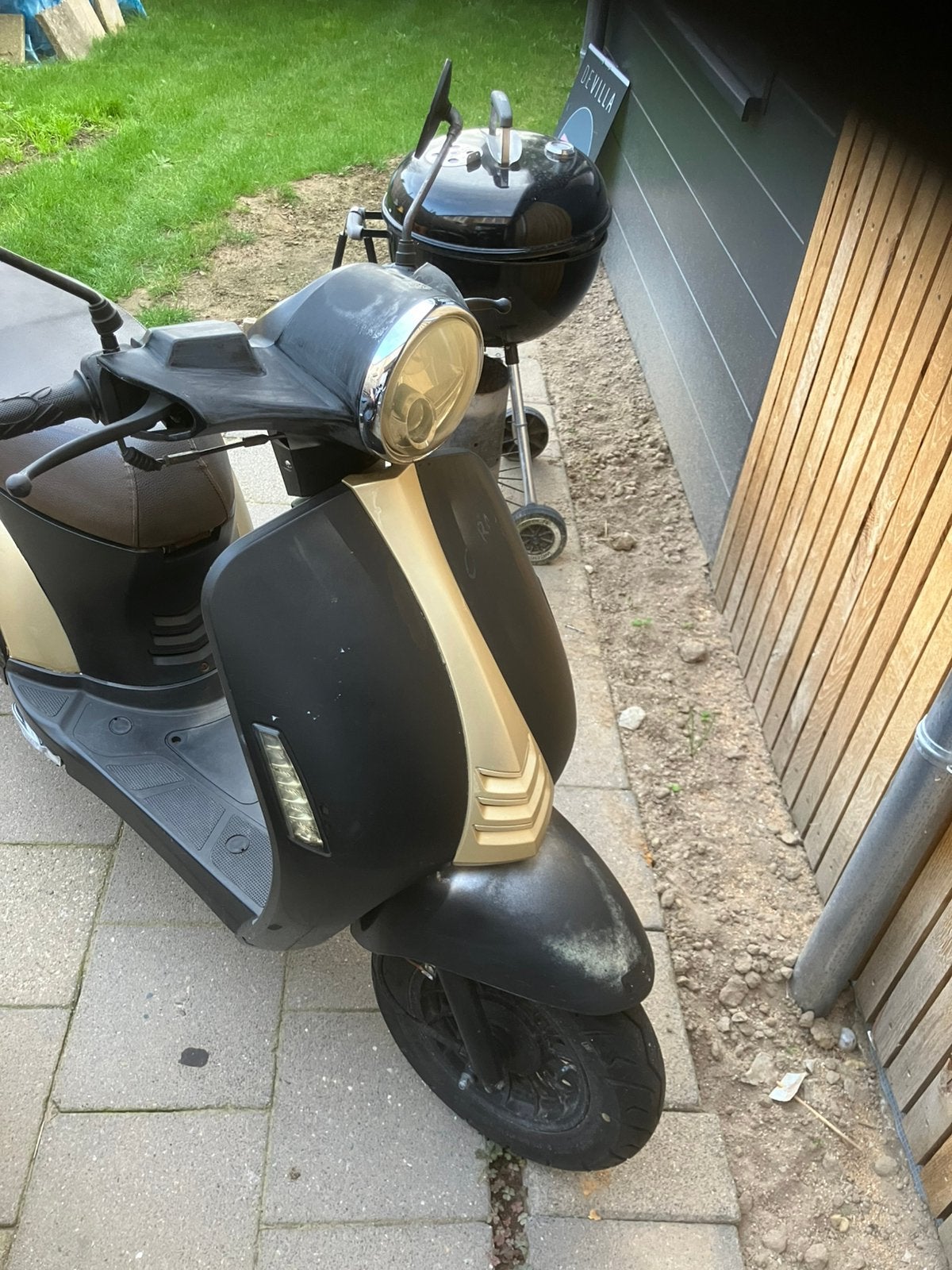 Leuke GerRay scooter, Fietsen en Brommers, Ophalen, Zo goed als nieuw, Benzine, Overige merken