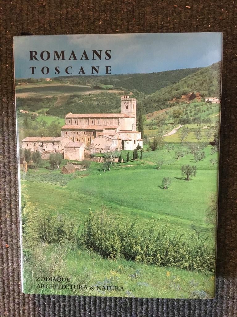 Romaans Toscane; Italo Moretti, Renato Stopani #Bouwkunst, Gelezen, Architectuur algemeen, Italo Moretti, R. Stopan, Ophalen of Verzenden