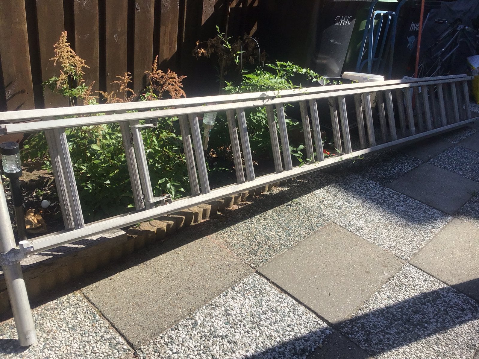 Aluminium ladder 8 meter, Ophalen, Zo goed als nieuw, Aluminium, Spijlenhekwerk