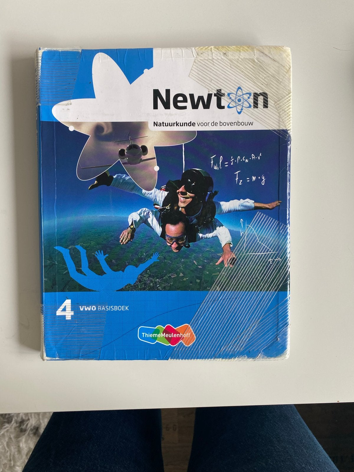 Newton Natuurkunde VWO Basisboek 4 & 5, Ophalen of Verzenden, Gelezen, VWO, Natuurkunde
