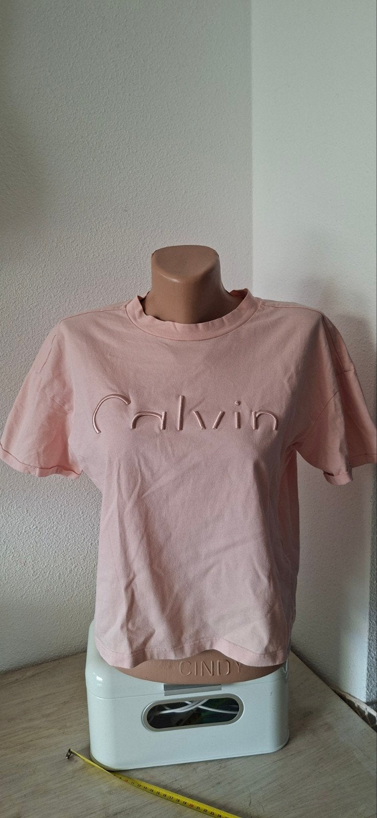 Calvin Klein licht roze cropped T-shirt maat M, Maat 38/40 (M), Ophalen of Verzenden, Zo goed als nieuw, Korte mouw