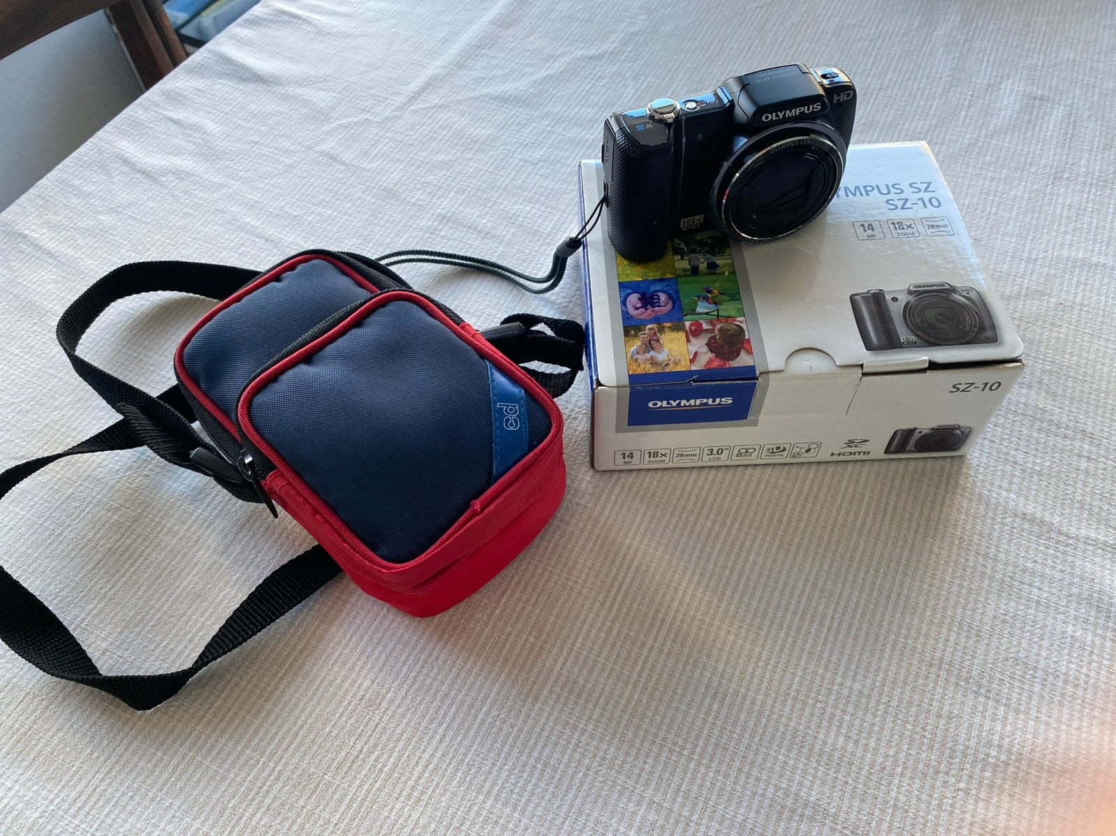 Olympus SZ-10 Compactcamera met 18x optische zoom, Ingebouwde flitser, Ophalen of Verzenden, Zo goed als nieuw, Olympus