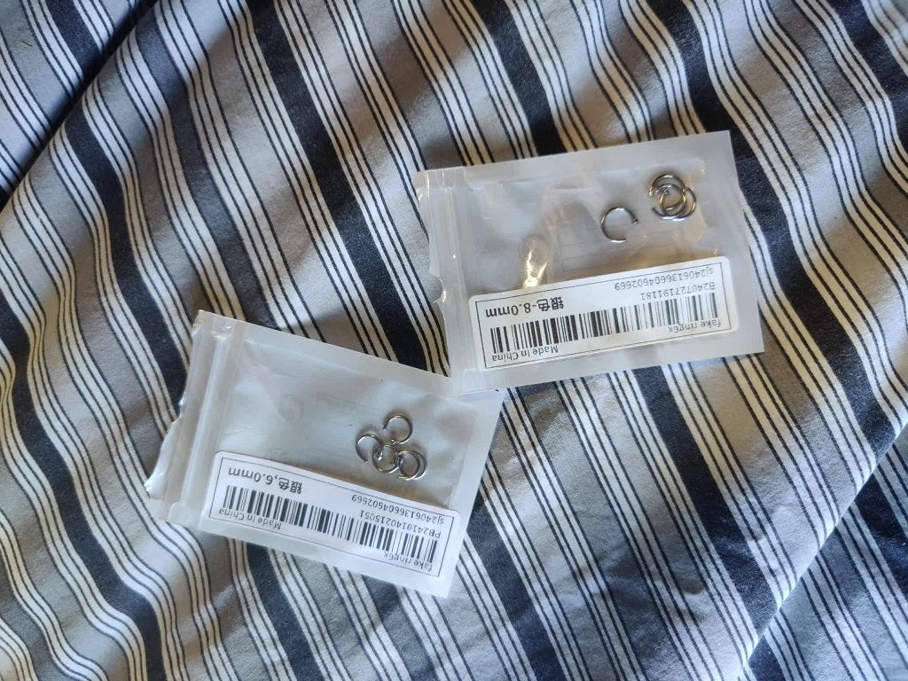 Nep/ fake neuspiercing. Nieuw! (M68), Sieraden, Tassen en Uiterlijk, Piercings, Ophalen of Verzenden, Nieuw, Staal, Neuspiercing
