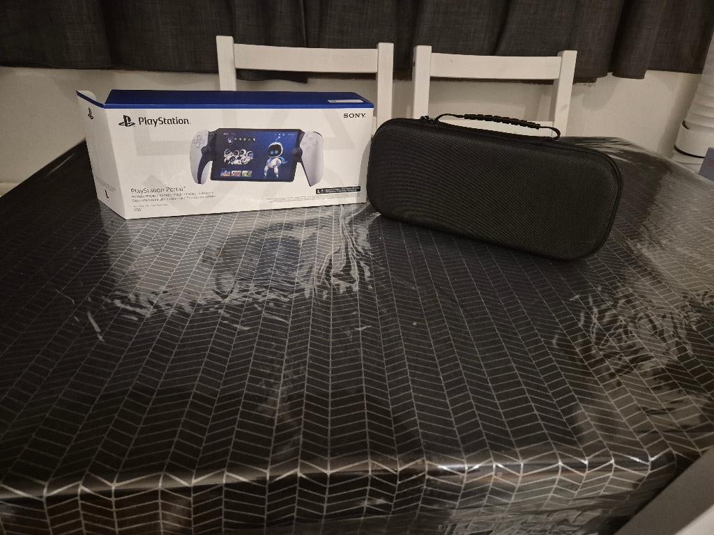 PlayStation Portal te koop – als nieuw + extra bescherming!, Online, 1 speler, Ophalen of Verzenden, Zo goed als nieuw