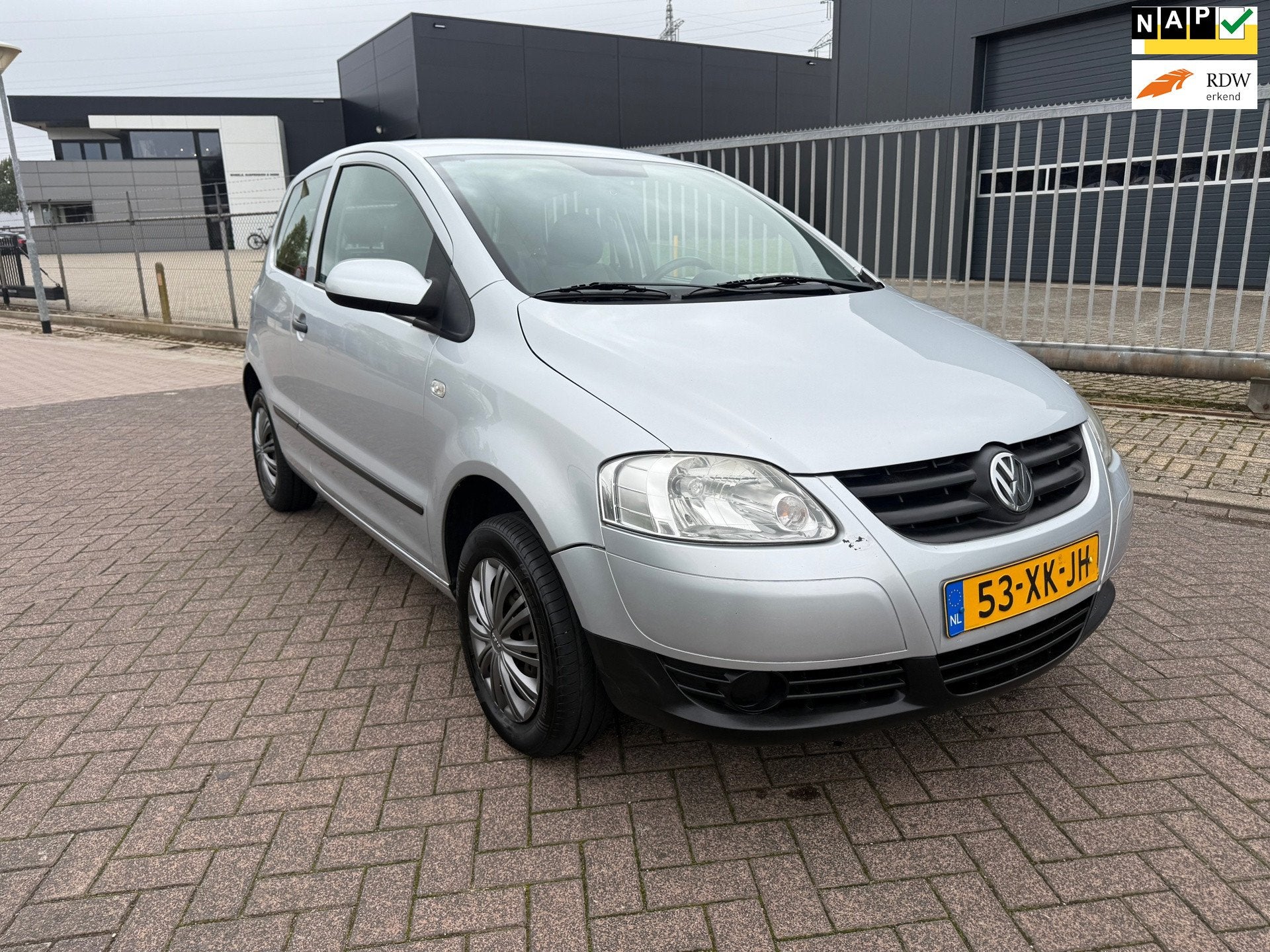 Volkswagen Fox 1.2 Trendline NWE APK* NETJES*, Auto's, Voorwielaandrijving, ABS, 4 stoelen, 1198 cc