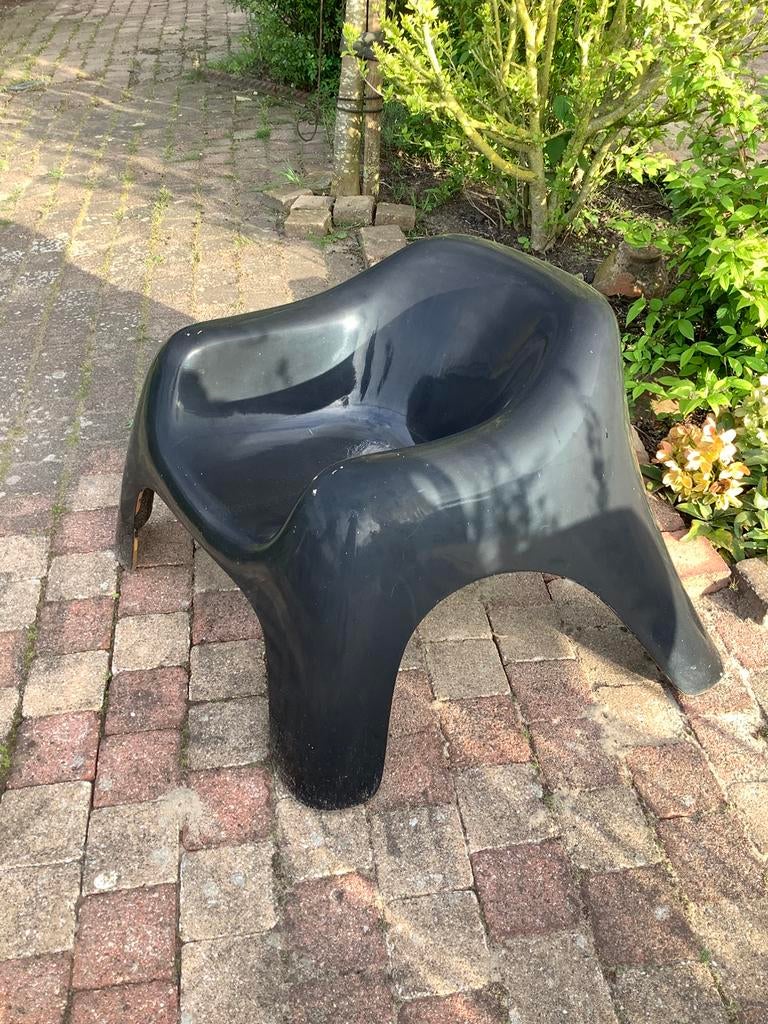 Kartell stoel voor buiten. Zwaar en echt heel oud maar mooi, Dieren en Toebehoren, Paarden en Pony's | Overige Paardenspullen