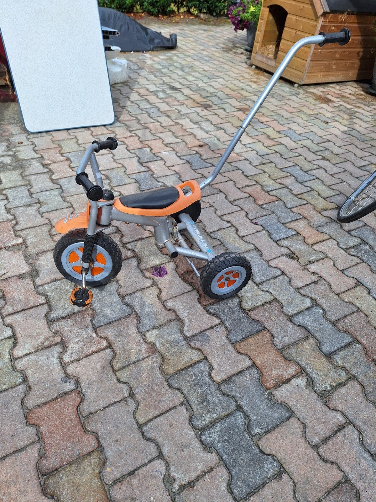 Driewieler met duwstang - Oranje/Grijs, Fietsen en Brommers, Fietsen | Driewielers, Ophalen of Verzenden