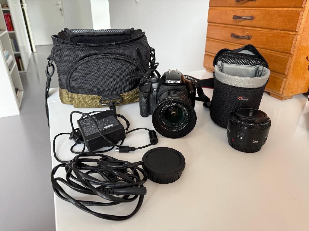 Canon EOS body D450, incl. 2 lenzen, tas, e.d., Ophalen, Spiegelreflex, Canon, Zo goed als nieuw