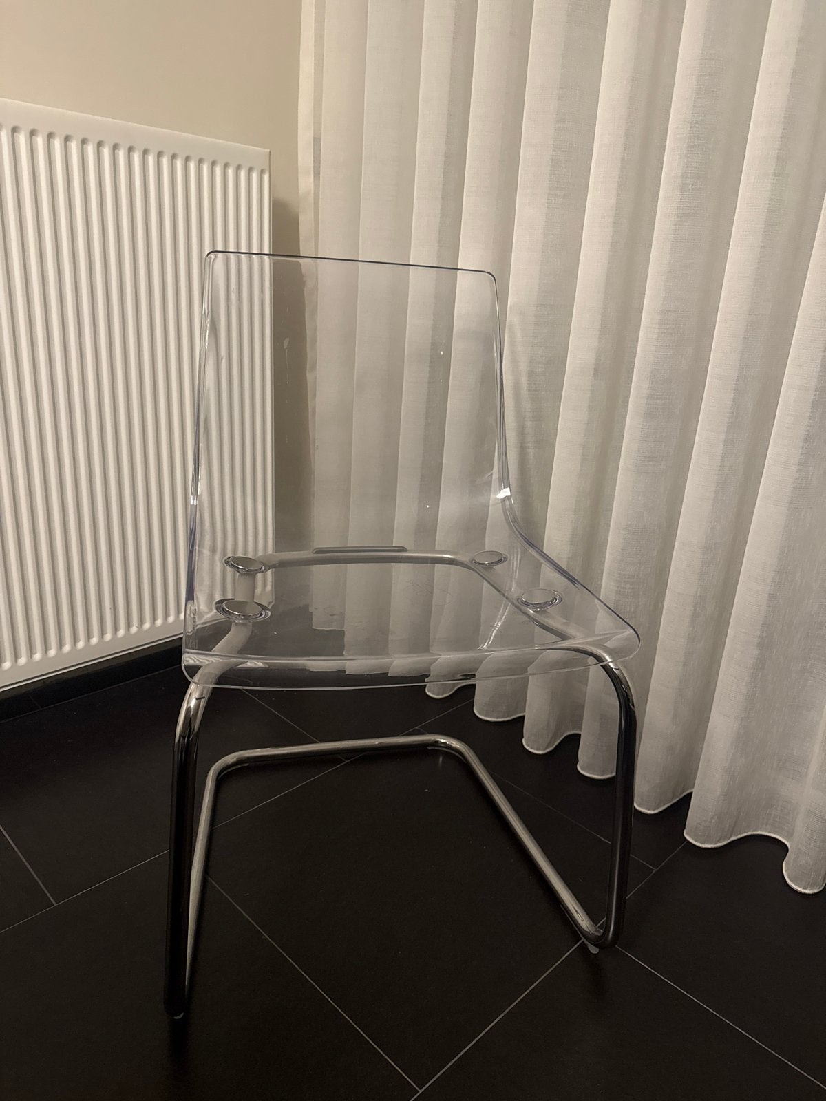 Ikea stoel - Transparant met chromen onderstel, Huis en Inrichting, Ophalen, Kunststof, Overige kleuren, Zo goed als nieuw