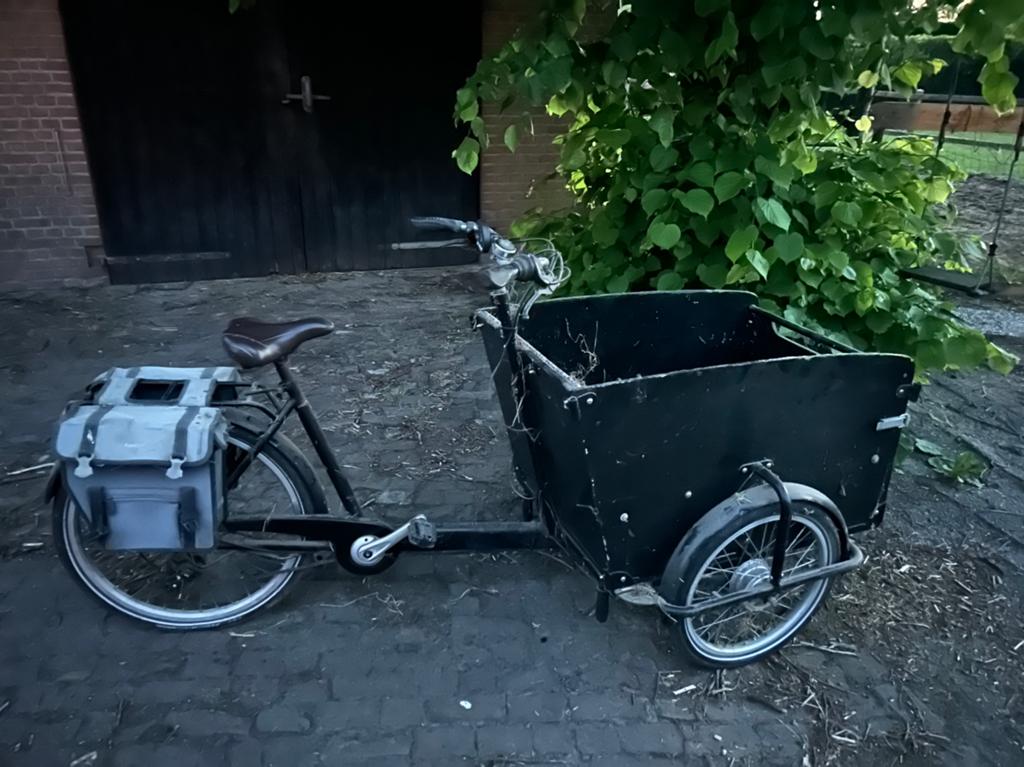 Bakfiets oudje, Fietsen en Brommers, Fietsen | Bakfietsen, Ophalen, Gebruikt, Goederen, Elektrisch