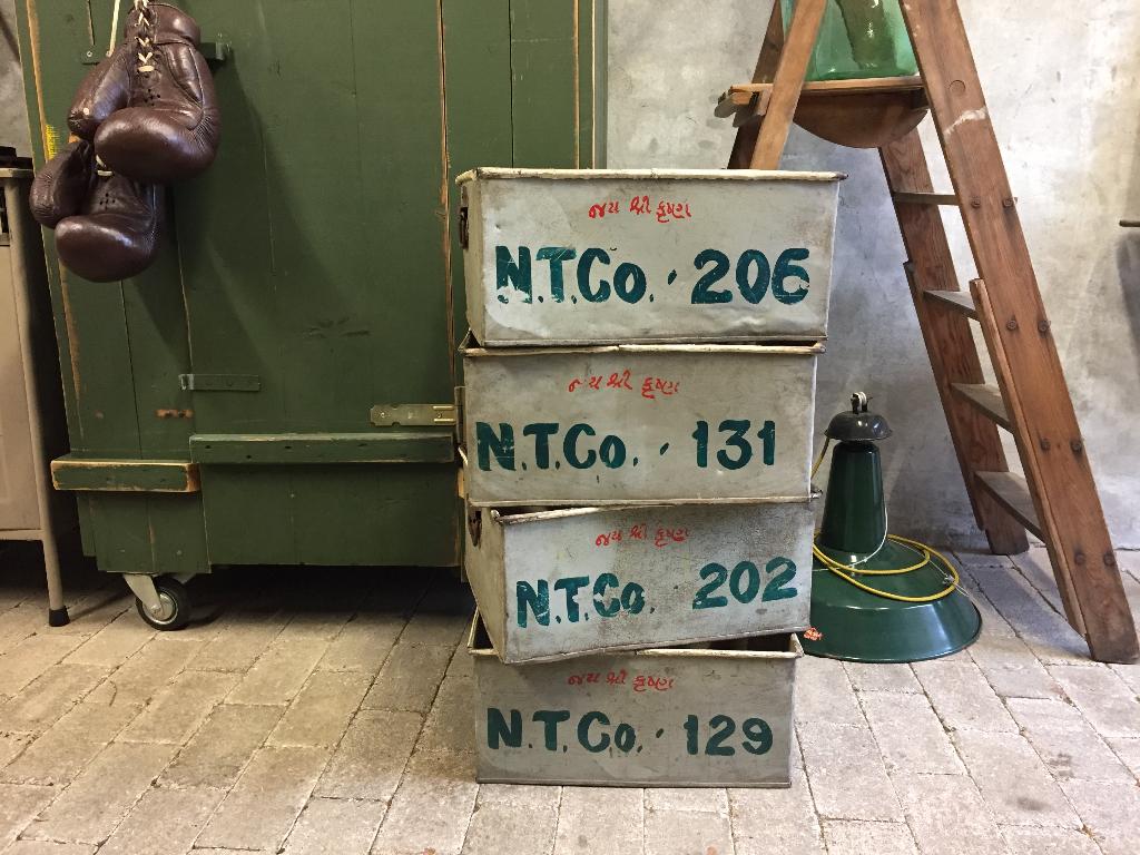 Vintage metalen kisten, alleen nr 129 nog te koop!, Minder dan 50 cm, Gebruikt, Minder dan 50 cm, Ophalen of Verzenden