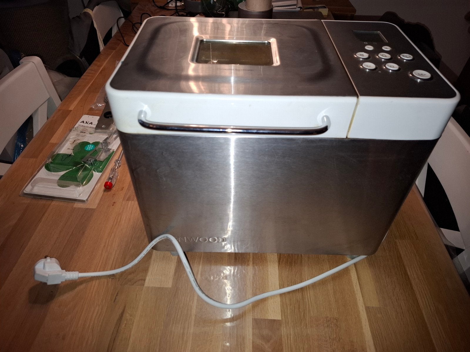 Kenwood Broodbakmachine - Goed Werkend, Gebruikt, 800 tot 1200 gram deeg, Kijkvenster, Ophalen