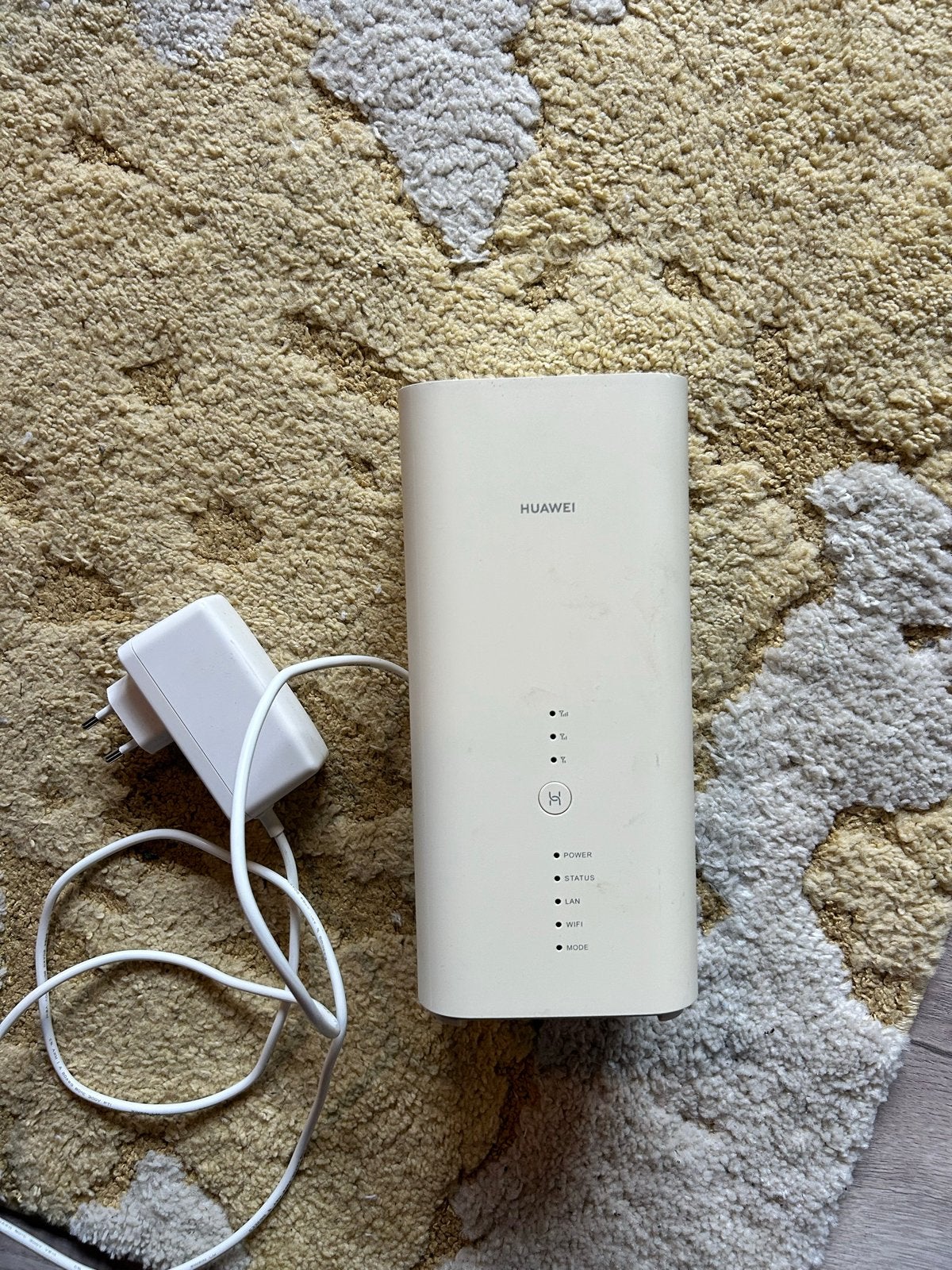 Huawei B818-263 4G LTE Router met WiFi en SIM-kaartslot, Ophalen of Verzenden, Gebruikt, Router