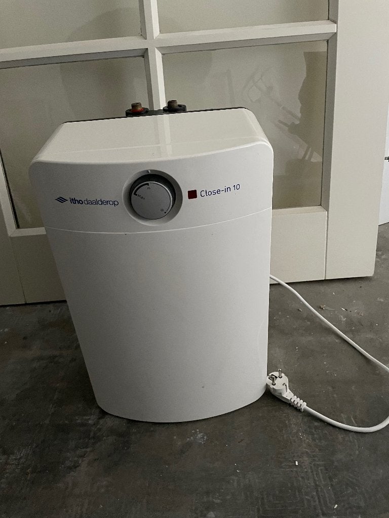 Itho Daalderop Close-in 10 liter elektrische keukenboiler, Doe-het-zelf en Verbouw, Geisers en Boilers, Ophalen, Gebruikt, Aardgas