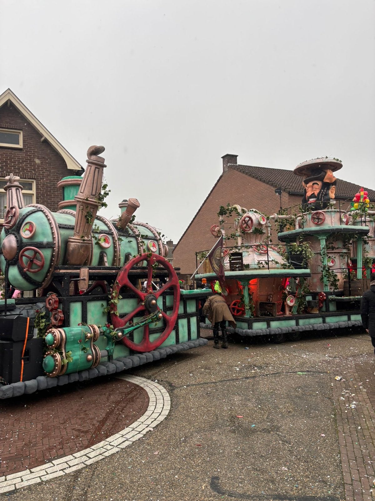 Carnavalswagen steampunk/stokerij, Ophalen, Gebruikt, Feestartikel, Carnaval