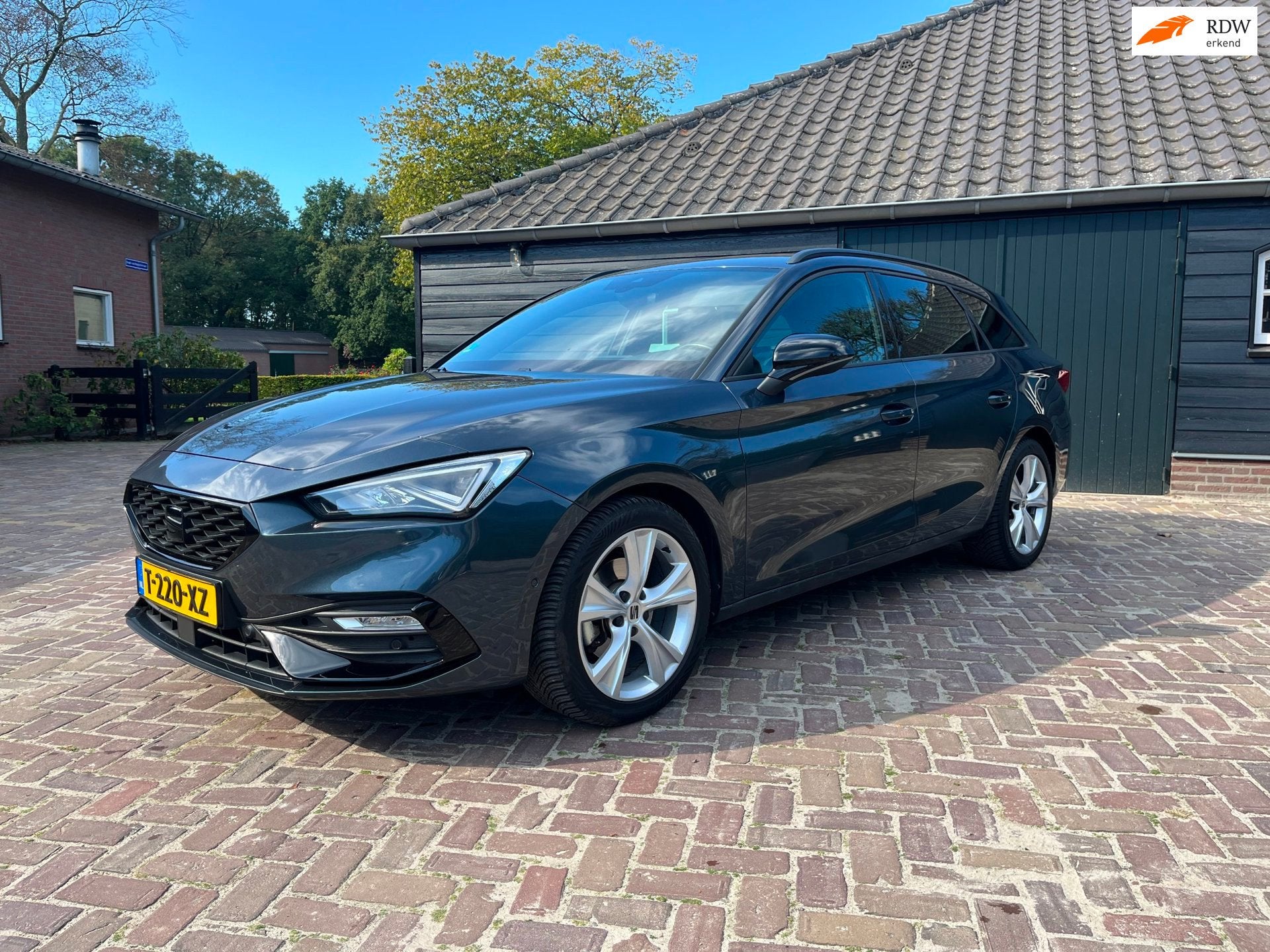 Seat Leon Sportstourer 1.5 TSI FR Business Intense I Apple c, Auto's, Voorwielaandrijving, Stof, 4 cilinders, 150 pk