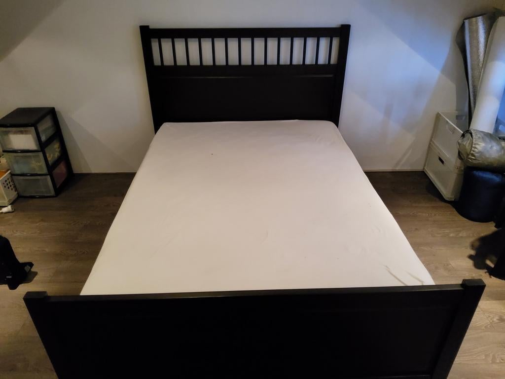 Ikea Hemnes tweepersoonsbed 140x200 cm, Ophalen, Gebruikt, Bruin, Tweepersoons